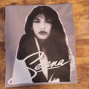 SELENA BLACK AND WHITE T-SHIRT