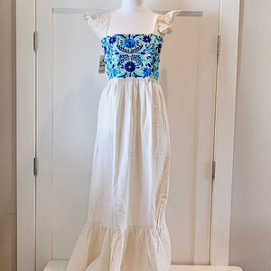 DAISY DRESS - MEXICAN EMBROIDERED DRESS - TALAVERA BLUE Sin Miedo Market DAISY DRESS - MEXICAN EMBROIDERED DRESS - TALAVERA BLUE Sin Miedo Market