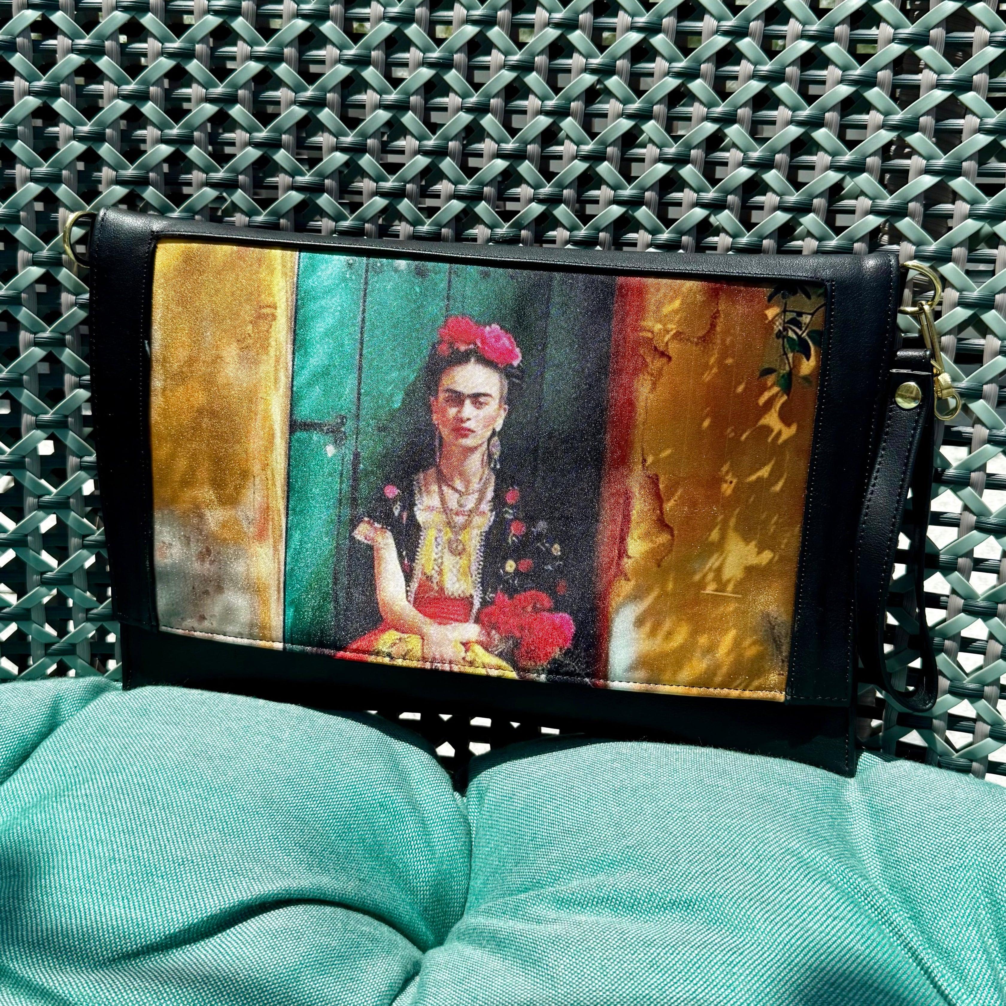 FRIDA PUERTA CLUTCH/CROSSBODY