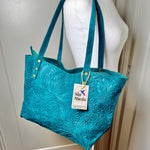 Load image into Gallery viewer, JEFA  TOTE WITH ZIPPER
