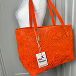 Load image into Gallery viewer, JEFA  TOTE WITH ZIPPER
