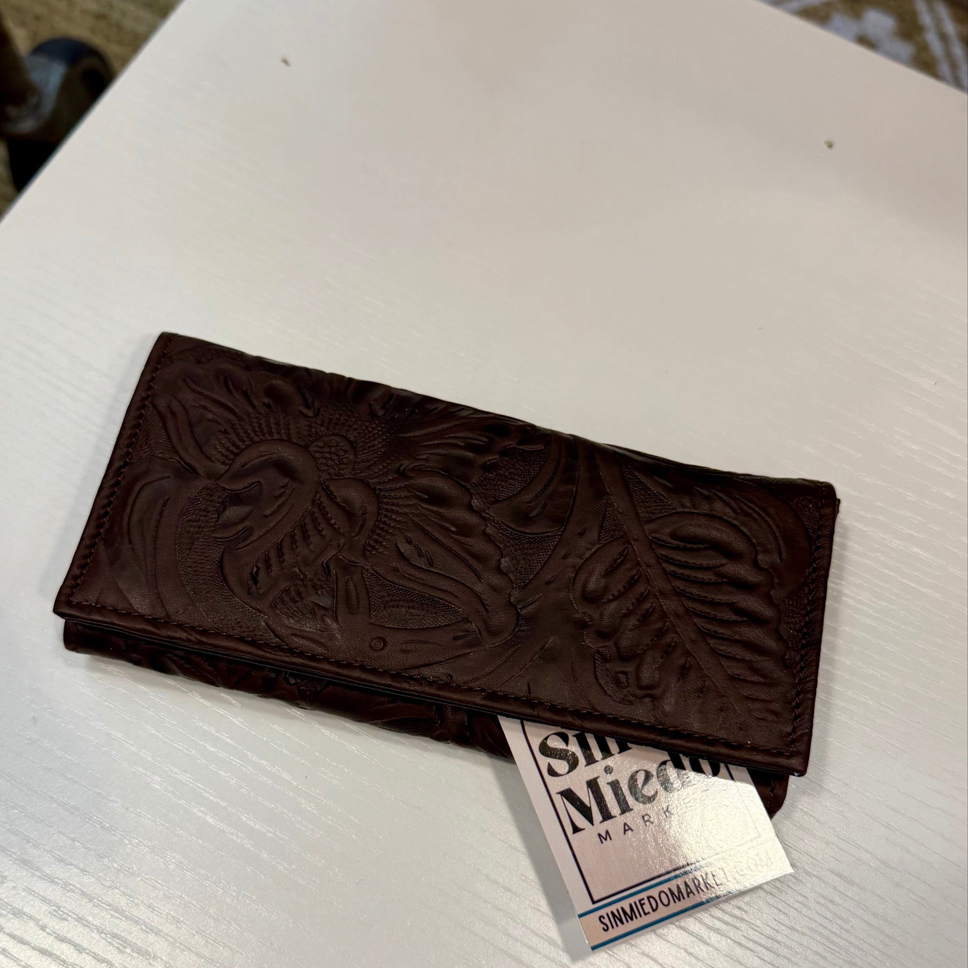 LARGE LEATHER WALLET