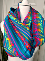 Load image into Gallery viewer, Sally Infiniti Scarf
