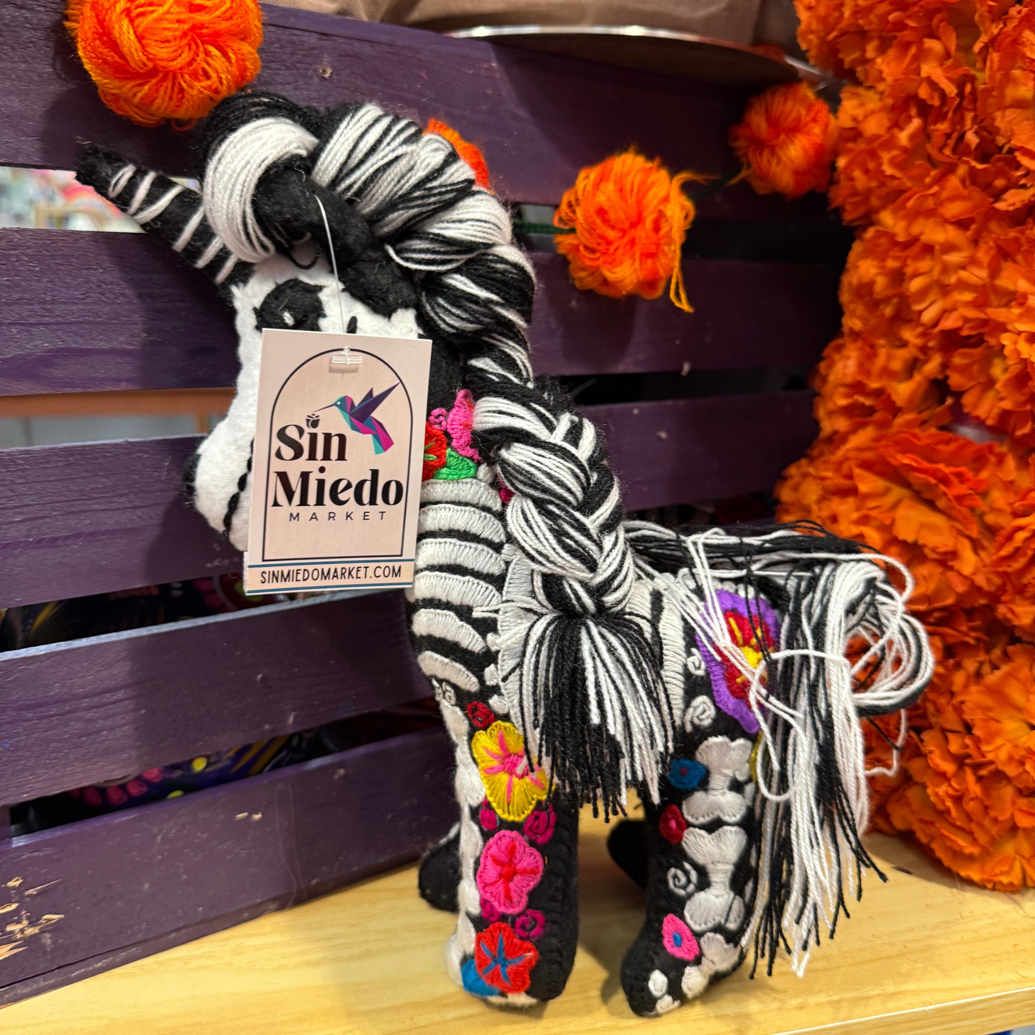 MUERTOS UNICORN PLUSHIE