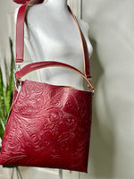 Load image into Gallery viewer, Gizzel Mexican Leather Bucket Bag
