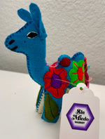 Load image into Gallery viewer, SMALL EMBROIDERED CAMEL
