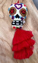 Load image into Gallery viewer, CALAVERA TASSEL
