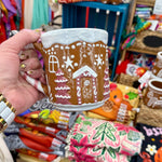 Load image into Gallery viewer, TALAVERA GINGERBREAD HOUSE MUG - PINK CHRISTMAS TREE
