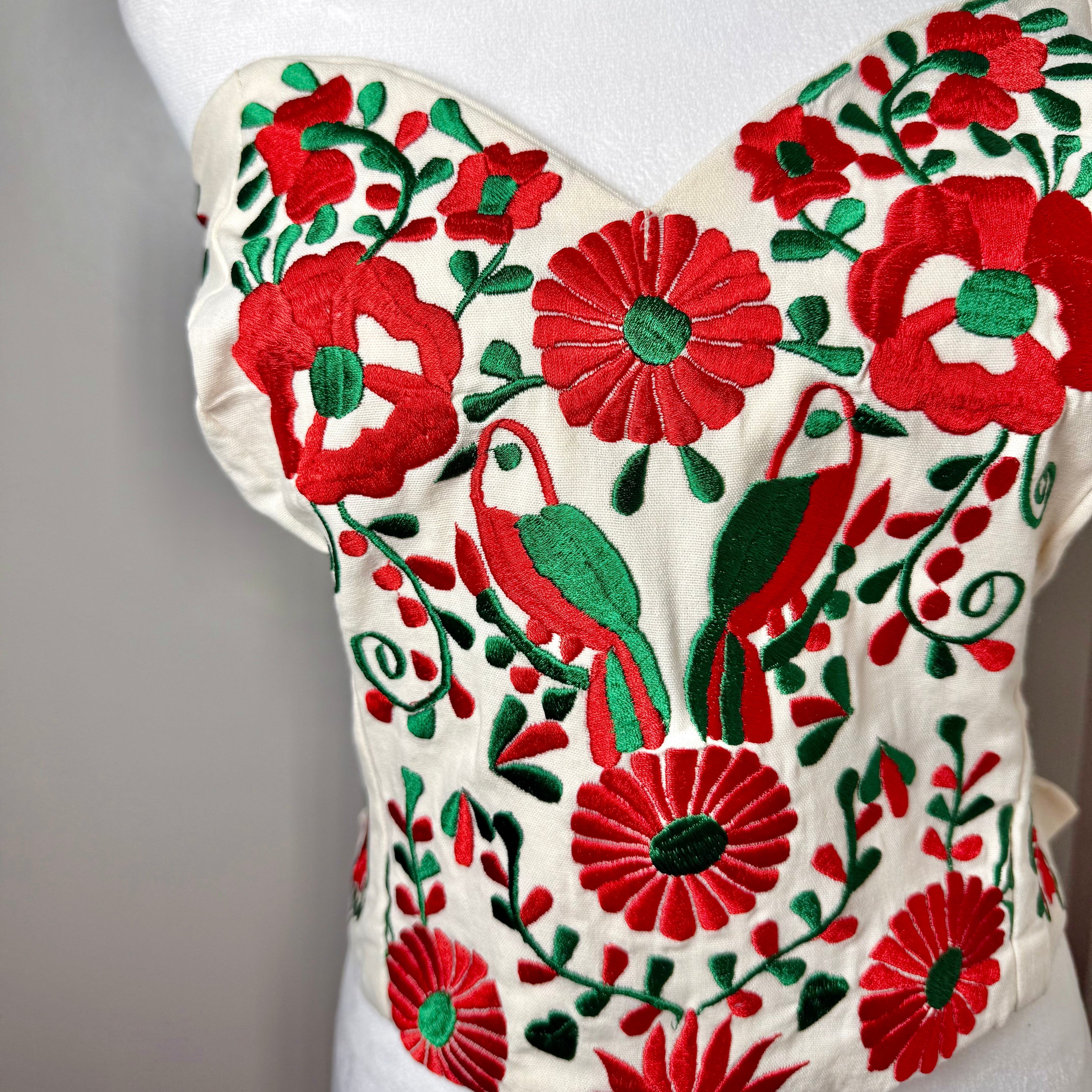 PUEBLA BUSTIER -NATURAL W/RED & GREEN EMBROIDERY- SIZE M-XL – Sin