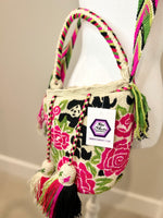 Load image into Gallery viewer, SMITH GIRLS BUCKET BAG - SMALL WAYUU BAG
