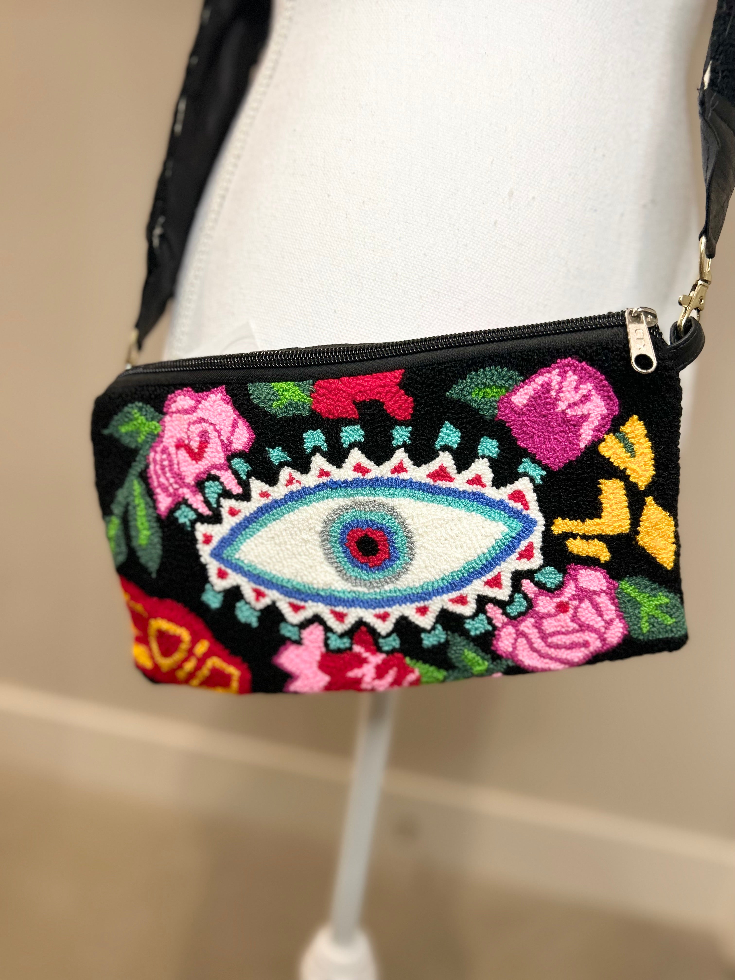 AMOR OSCURO OJO CROSSBODY - WAYUU MOCHILA