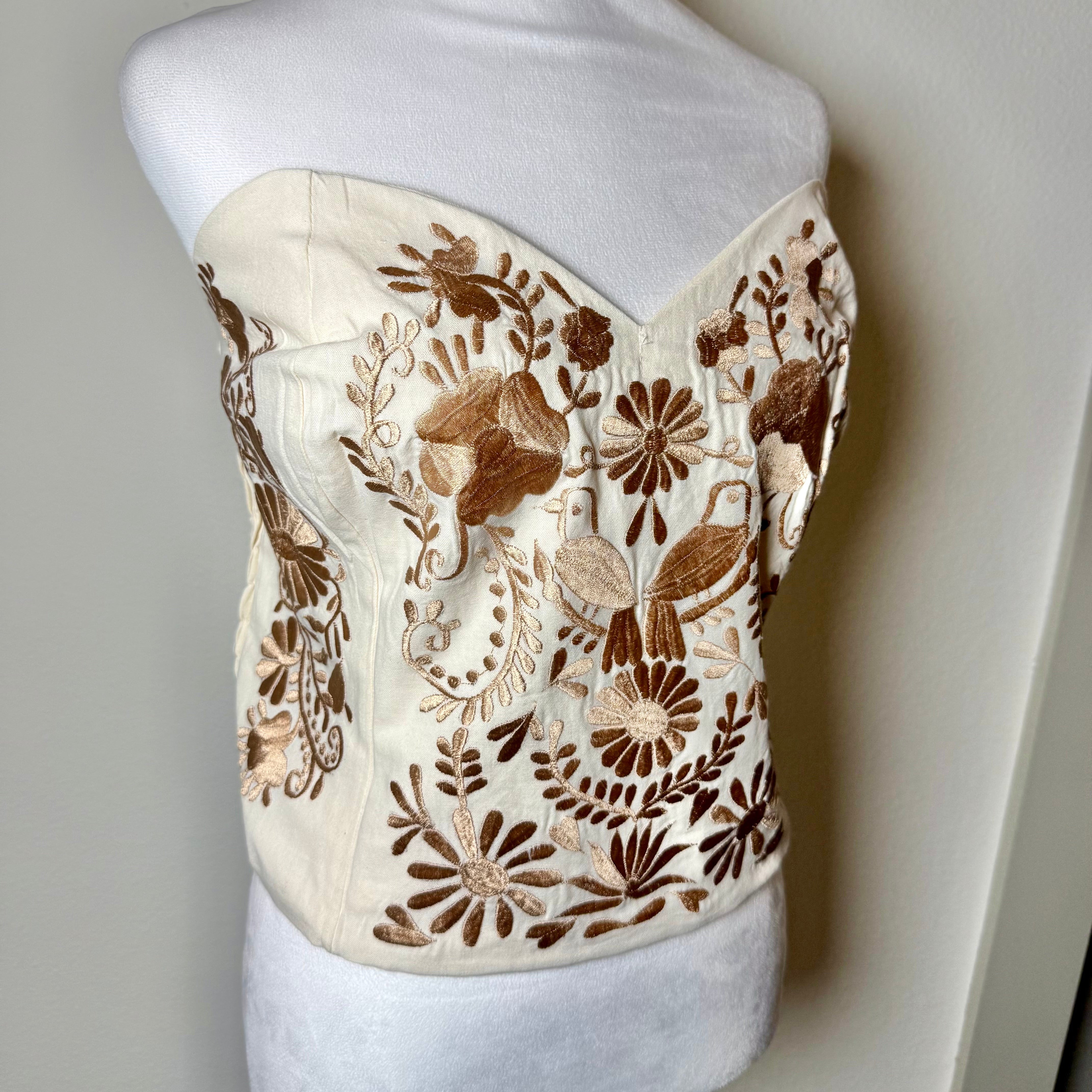 PUEBLA BUSTIER -NATURAL WITH BEIGE BIRDS- XL/XXL – Sin Miedo Market