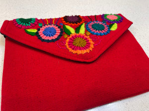 FLORAL EMBROIDERED PURSE