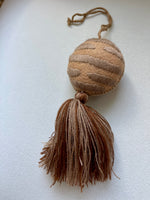 Load image into Gallery viewer, CHOCOLATE CONCHA TASSEL
