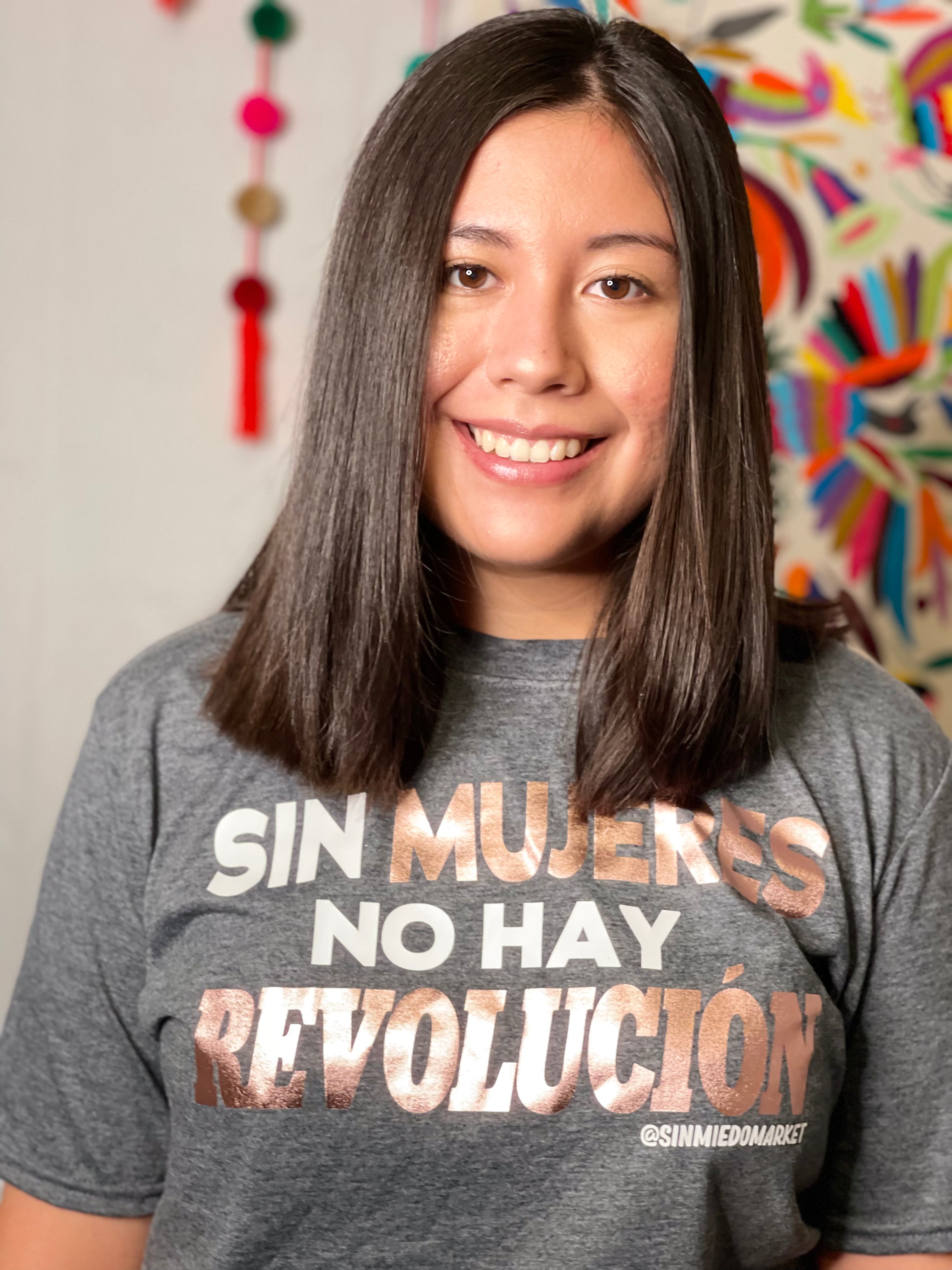 Sin Mujeres No Hay Revolución T-shirt